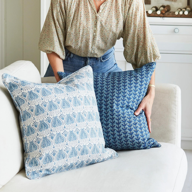 Cushion Avignon Azure Linen 50cm