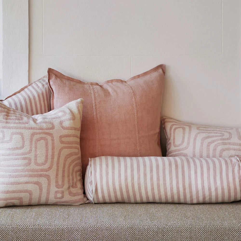 Cushion Luca Linen Soft Musk 60x60