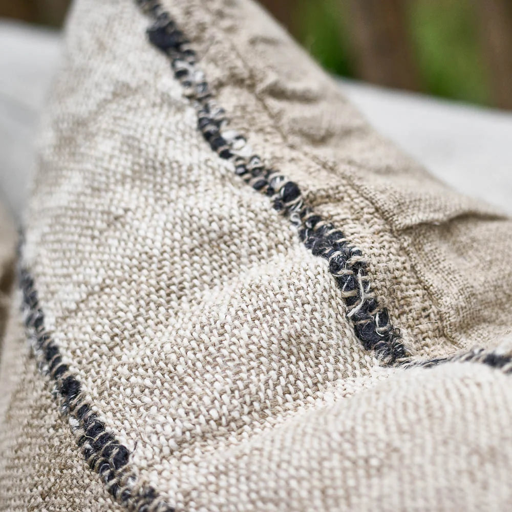Cushion Retreat Nat/Ivory/Blk 40x60