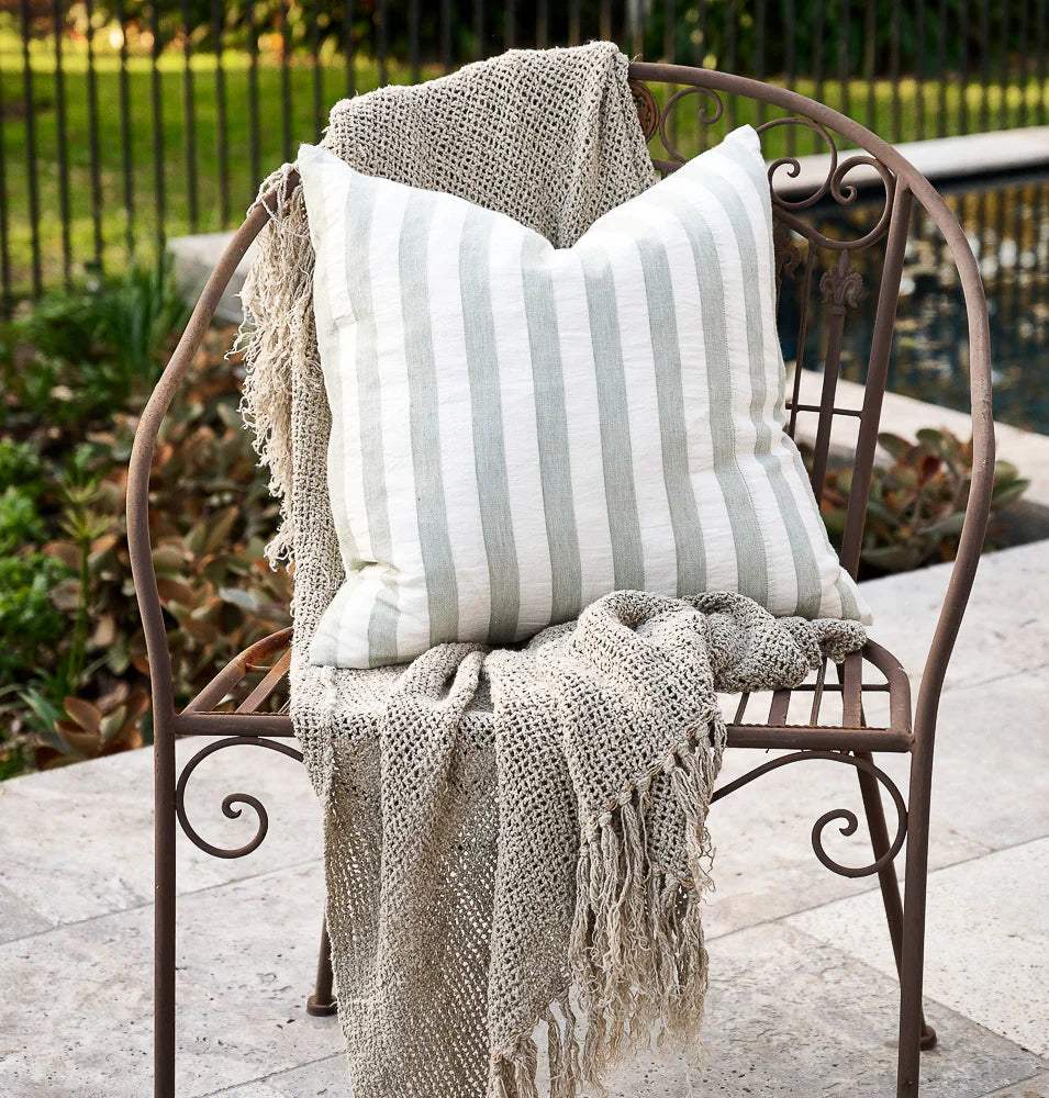 Cushion Outdoor Santi Wht/Pist 50cm